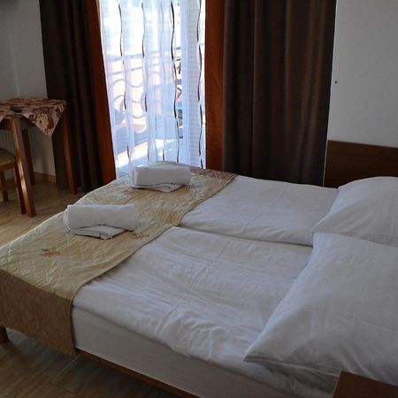 Gosciniec Kaszebe Bed & Breakfast Leba Ngoại thất bức ảnh