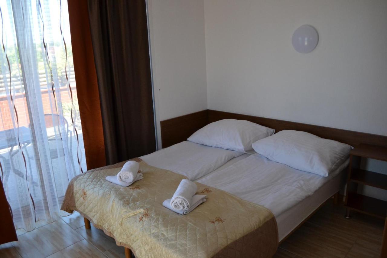 Gosciniec Kaszebe Bed & Breakfast Leba Ngoại thất bức ảnh