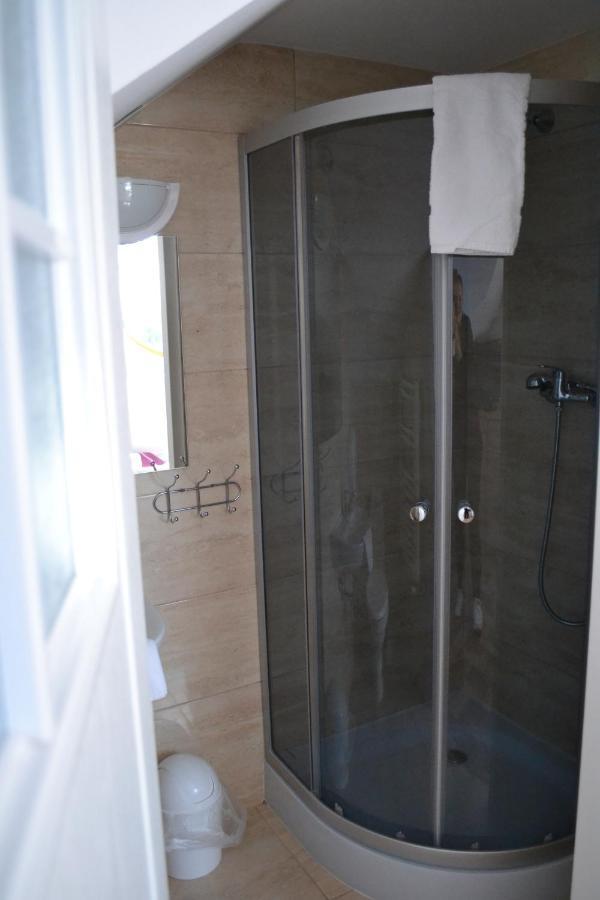 Gosciniec Kaszebe Bed & Breakfast Leba Ngoại thất bức ảnh