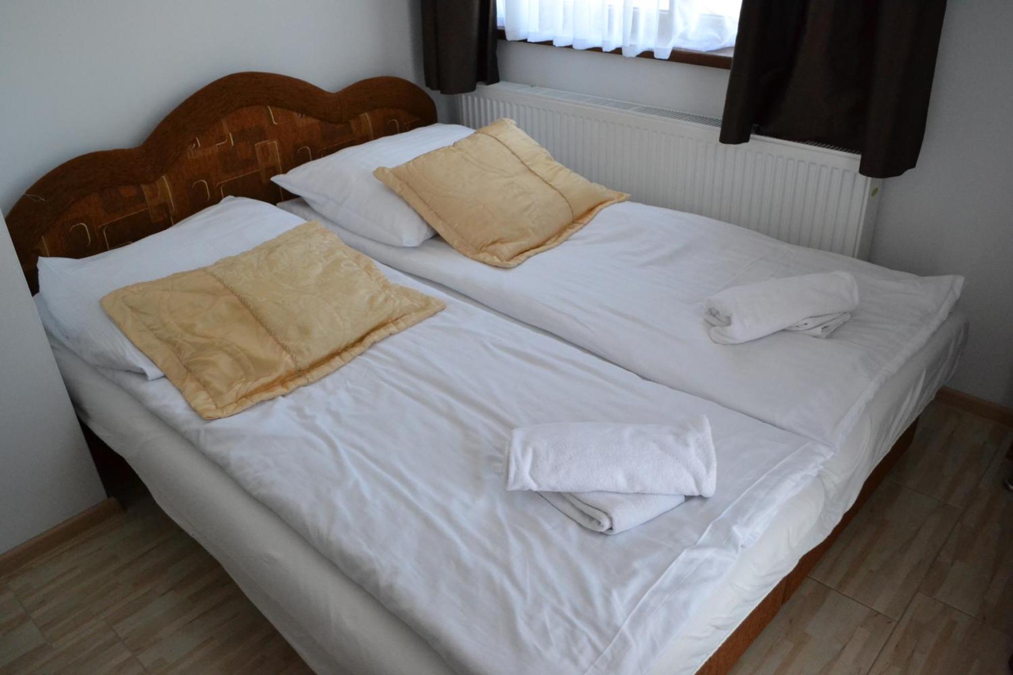 Gosciniec Kaszebe Bed & Breakfast Leba Ngoại thất bức ảnh