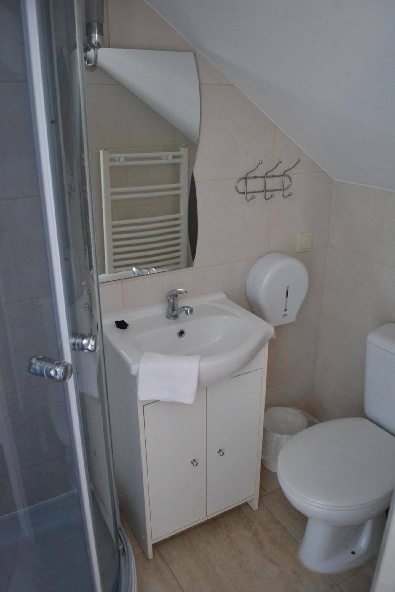 Gosciniec Kaszebe Bed & Breakfast Leba Phòng bức ảnh