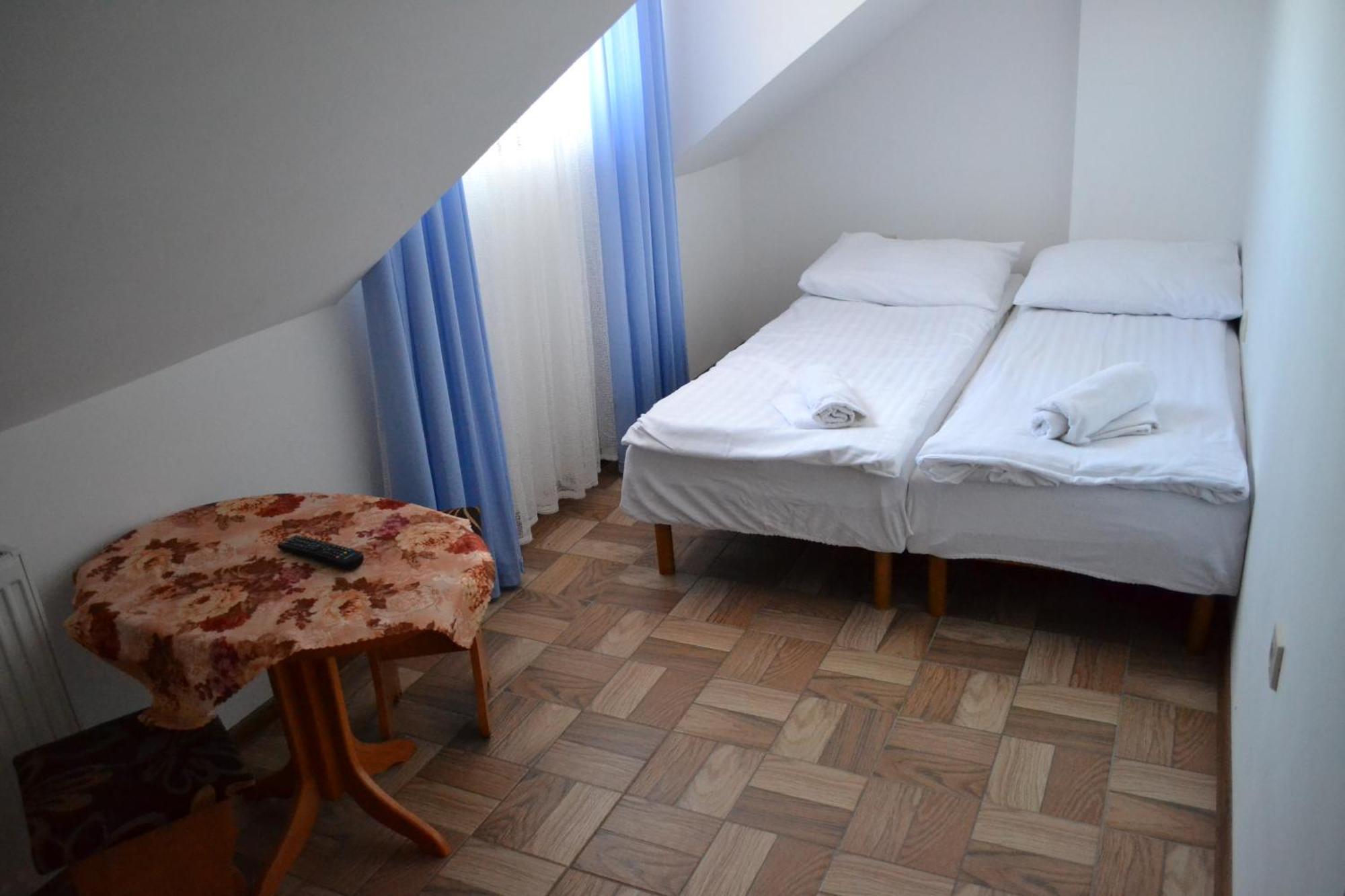 Gosciniec Kaszebe Bed & Breakfast Leba Phòng bức ảnh