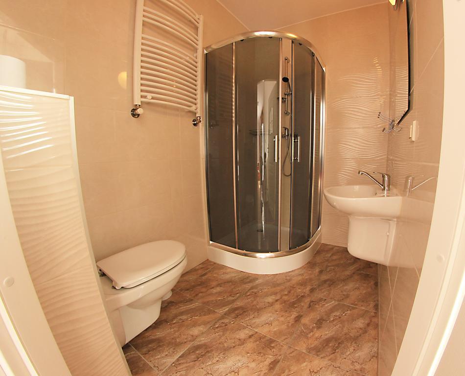 Gosciniec Kaszebe Bed & Breakfast Leba Ngoại thất bức ảnh